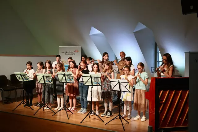 Die Musikschule Hornstein lud zum Jahreskonzert ins Forsthaus.  | Foto: Hornstein