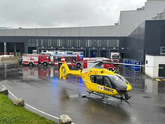 Auch die ÖAMTC- Flugrettung wurde alarmiert.  | Foto: FF Großebersdorf