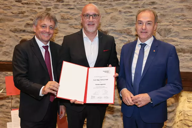 Ehrung Helmut Hödl | Foto: Burgenland Stiftung Theodor Kery