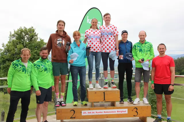 Die Sieger des 21. St. Pauler Berglauf wurden feierlich geehrt. | Foto: Privat