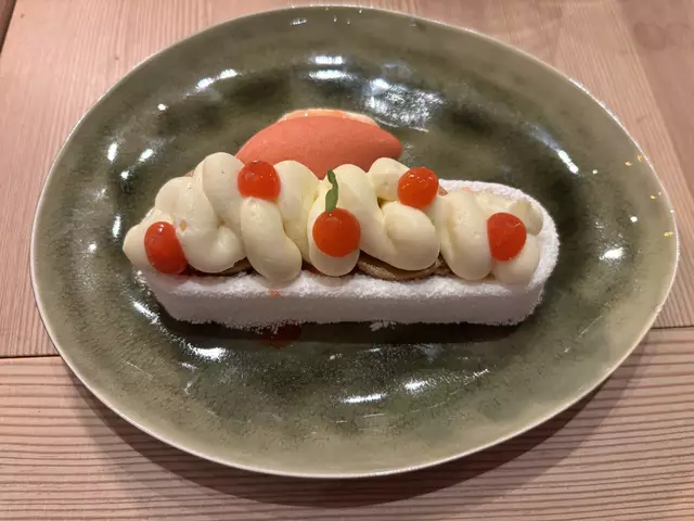 Fünfter Gang: Bienenwachs | Erdbeere | Vanille | Honig | Foto: Lauren Seywald / MeinBezirk