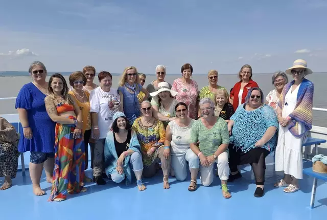 Badener „Sträkelgruppe“ mit „Strickschiff“ auf den Neusiedler See. | Foto: Sträkelgruppe