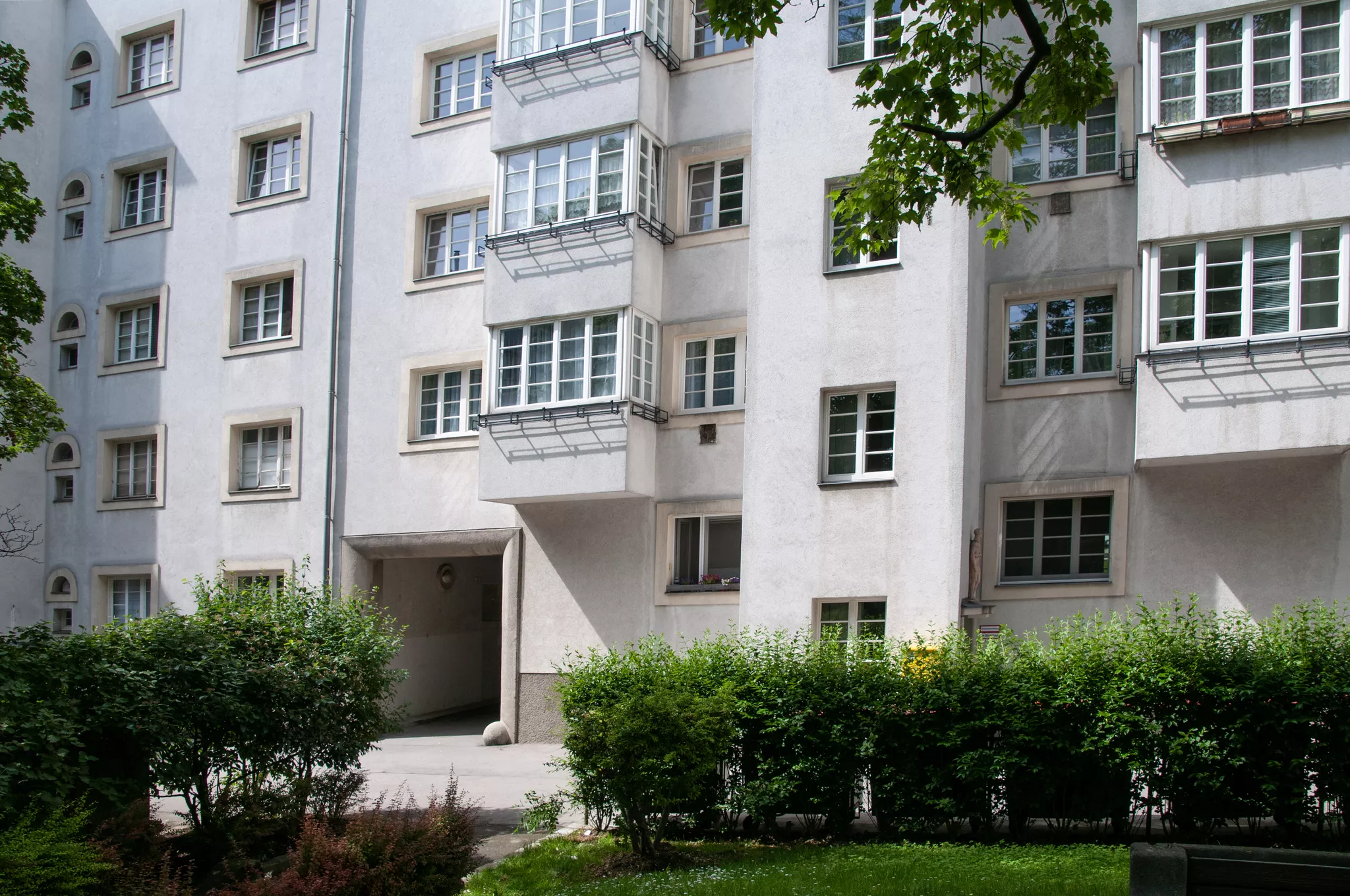 Penzinger-Gemeindebau-wird-von-Bewohnern-gefeiert