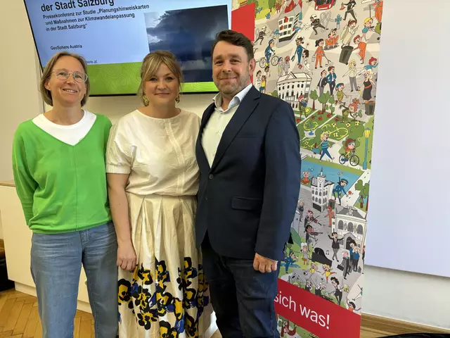 Das Stadtklima wurde systematisch untersucht: Meteorologin GeoSphere Austria Claudia Riedl, Planungsstadträtin Anna Schiester und Senior Scientist an der BOKU University Florian Reinwald präsentierten die Ergebnisse.  | Foto: Lisa Gold