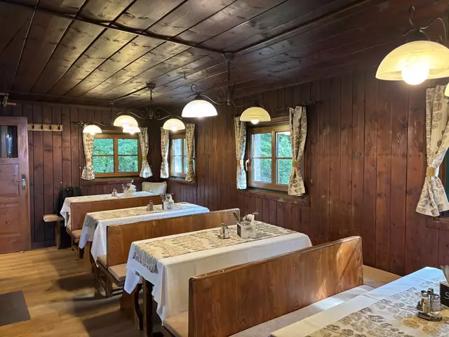 Die sanierte Hütte im Innenbereich. | Foto: MeinBezirk Perg/Köck
