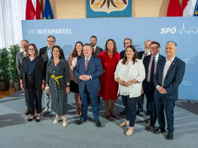 Das künftige Team der SPÖ Wien. Neben den Stadträtinnen und Stadträten gibt es auch Neuerungen in der Landespartei sowie beim Vorsitz im Gemeinderat. | Foto: Valentina Marinelić/MeinBezirk