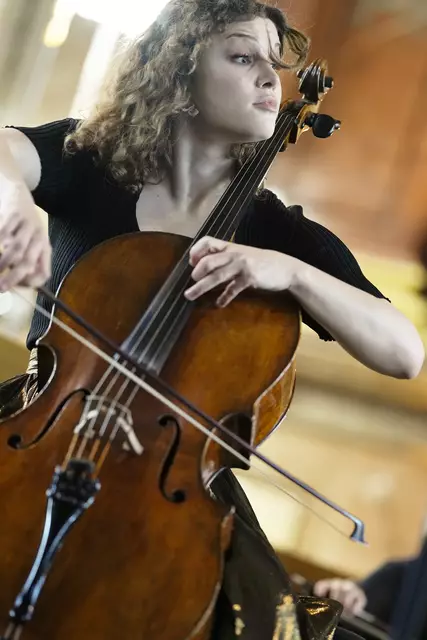 Julia Hagen begeisterte mit ihrem Violoncello-Solo. | Foto: OÖ. Stiftskonzerte