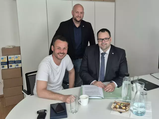 Treffen der Bezirks ÖVP: Bezirksparteiobmann Christian Stacherl, Bezirksgeschäftsführer David Diabl und Nationalratsabgeordneter Thomas Elian. | Foto: VP NOE