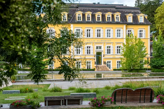 Natürlich gibt es hier auch eines der berühmten Herzbankerl. | Foto: Gerald Lang Photography