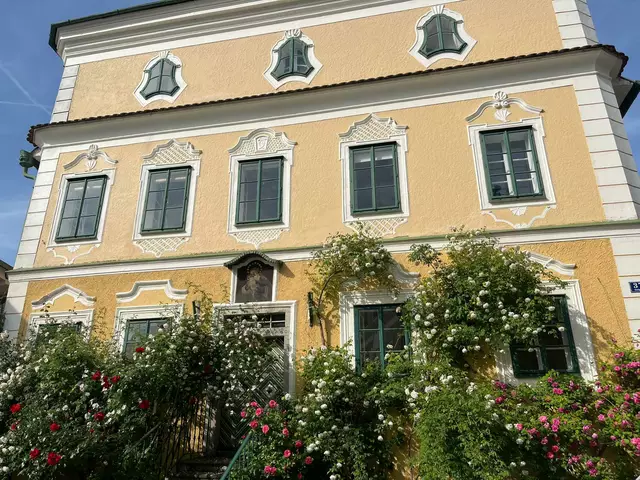 Im 17. Jahrhundert wurde dieses Gebäude neben dem Stadtcafé von einem Leinenhändler gekauft. | Foto: MeinBezirk/Meßthaller