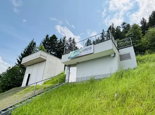 Hochbehälter und Trinkwasserkraftwerk. | Foto: Kogler