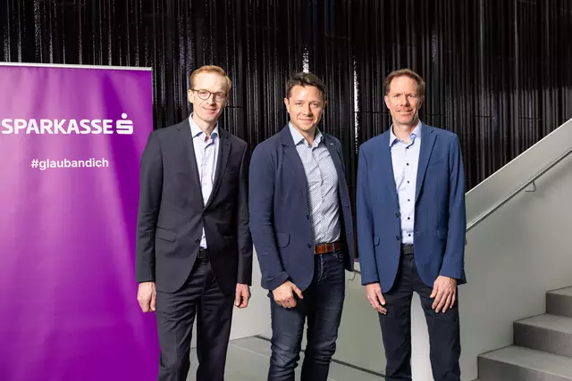 Hielten spannende Keynotes: Andreas Kapferer (Partner Deloitte Tirol), Florian Kahr (Teamleitung Kampagnen und Zielgruppen Tirol Werbung) und Robert Steiger (Professor Universität Innsbruck) (v.l.n.r).