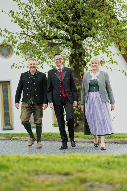 Gemeindekassier Helmut Gratz, Bürgermeister Georg Preßler und Vize-Bürgermeisterin Monika Neubauer bilden den neuen Gemeindevorstand. | Foto: Marktgemeinde Edelschrott