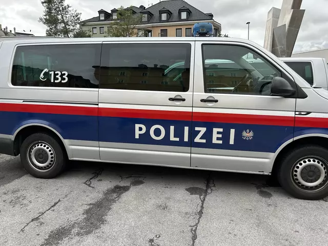 Nach dem Angriff war die Polizei rasch zur Stelle, um den Tatverdächtigen zu fassen. | Foto: skn (Symbolbild)