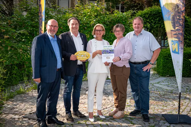 Horn Gemeinderat Shefqet Balaj, Umweltgemeinderat Klemens Kofler, Landeshauptfrau Johanna Mikl-Leitner, Gemeinderätin Isabel Mang und Stadtrat Manfred Daniel. | Foto: J. Ehn