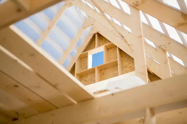 Das Holzriegelhaus einer Ferlacherin weist gravierende Mängel auf. (Symbolfoto) | Foto: stock.adobe.com/at/Watercolor_Art_Photo