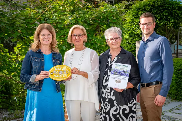 Sigmundsherberg Vizebürgermeisterin Natascha Mang, Landeshauptfrau Johanna Mikl-Leitner, Geschäftsführende Gemeinderätin Eva Nendwich und Geschäftsführender Gemeinderat Paul Zotter. | Foto: J. Ehn