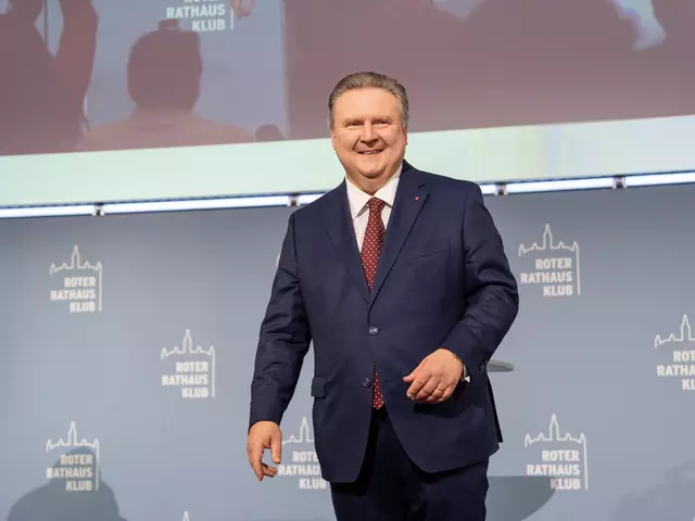 Wiens Bürgermeister Michael Ludwig stellt sein Regierungsteam vor. | Foto: Valentina Marinelić/MeinBezirk
