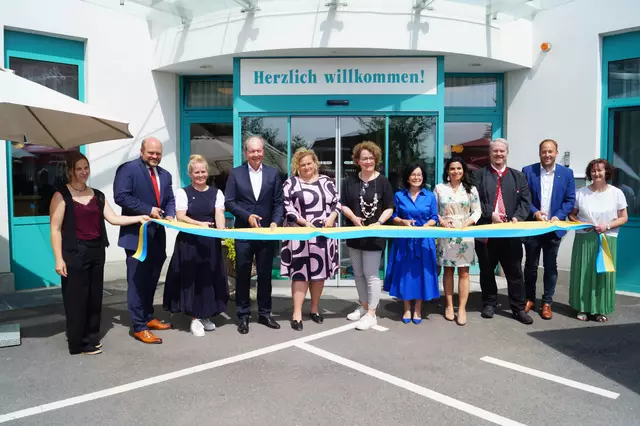 Jacqueline Anibas, Christoph Prinz, Eva Friessenbichler, Andreas Reifschneider, Elisabeth Bräutigam, Christiane Teschl-Hofmeister, 
Margit Göll, Mona Riegler, Roland Hofbauer, Patrick Layr, Elisabeth Tannhäuser. | Foto: PBZ Weitra