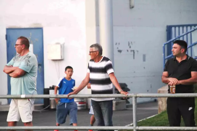 Was sich Alfred Horvath - eine absolute Fußballgröße der 1970er Jahre im RO-Team Rechnitz und auch in Oberwart gedacht hat, wie die Oberwarter Angreifer die besten Chancen liegen ließen.