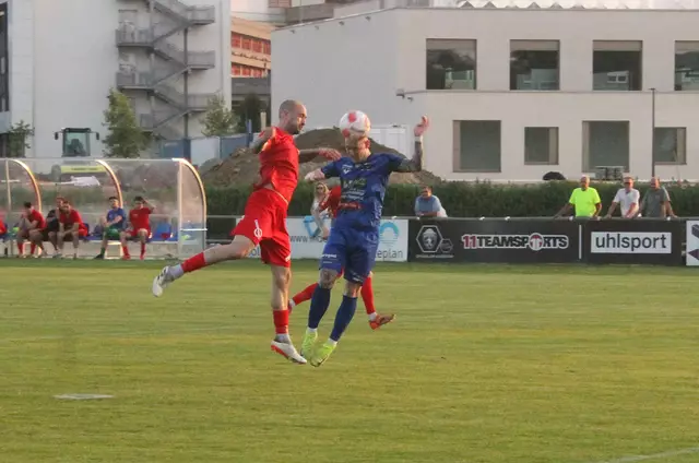 Diesen Kopfball setzte Lukas Ried knapp über das Tor.