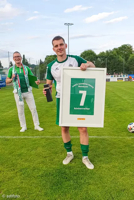 Abschiedsgeschenk für Manuel Hinterreiter