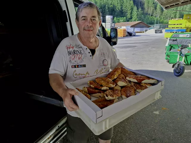 Nach 49 Jahren in der Backstube ist für Karl Haider aus Bad Kreuzen Schluss.  | Foto: Zinterhof