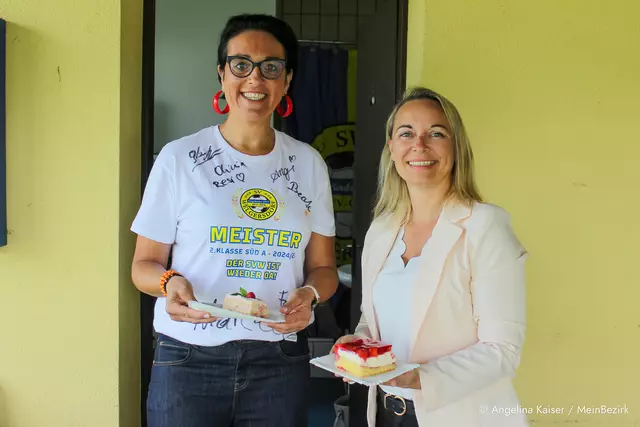 Kerstin und Olivia hatten Kaffee und Kuchen für alle. | Foto: Angelina Kaiser