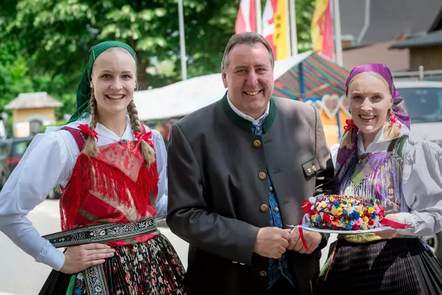 Stammgast beim Kufenstechen in Feistritz: LA Stadtrat Erwin Baumann.