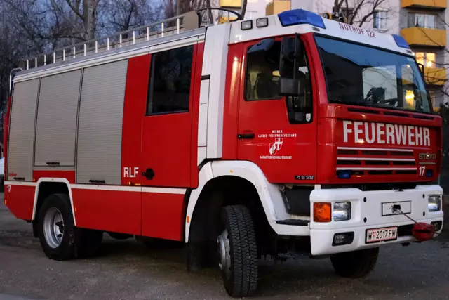 Die Wiener Berufsfeuerwehr ist aktuell mit einem Großaufgebot nahe der Rochuskirche im Einsatz. | Foto: Symbolbild