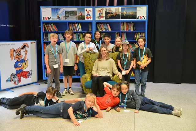 Energiegeladene Lesenacht für die Schülerinnen und Schüler der Volksschule Absdorf im EVN Wärmekraftwerk Theiß. | Foto: EVN