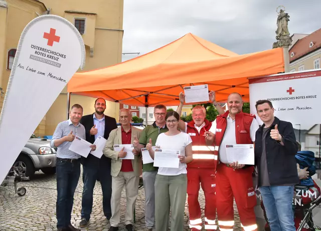 Gefordert wird der sofortige Stopp aller Pläne zur Schließung des Notarztstützpunkts Retz! | Foto: Herbert Schleich