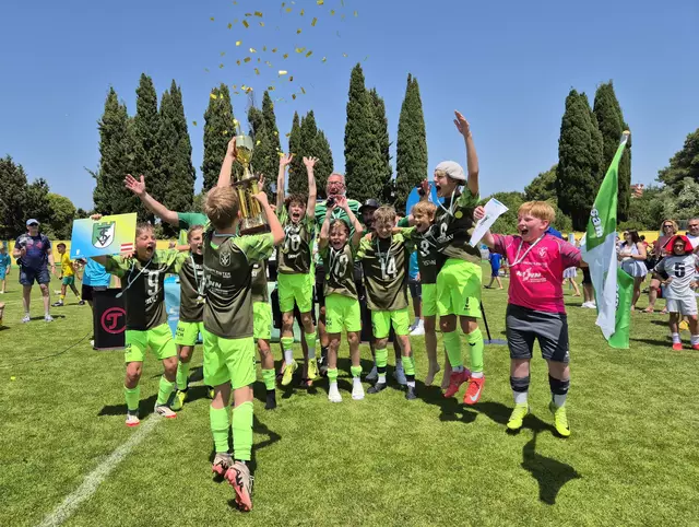 Emotionen, Teamgeist und Spaß pur: Die U11-Mannschaft des VST Völkermarkt konnte in Rovinj über den Sieg beim "Soccacup 2025" jubeln.  | Foto: VST Völkermarkt