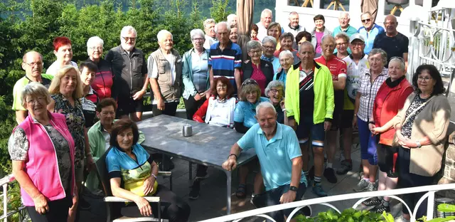 Kürzlich unternahmen 39 begeisterten Radler des Pensionistenverbandes Weißenbach eine schöne Radtour entlang der Drau.