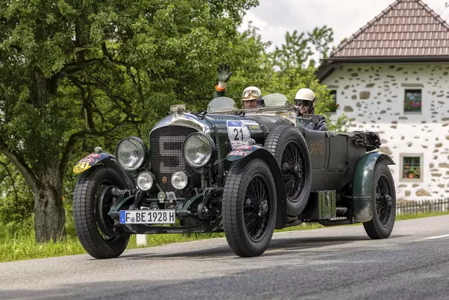Historische Vorkriegsfahrzeuge machen aus der Mühlviertel Classic eine Zeitreise in die Geschichte des Autobaues. | Foto: MVC/Martin Gaisbauer