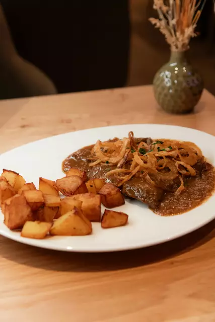 Zwiebelrostbraten | Foto: Vorstadtliebe