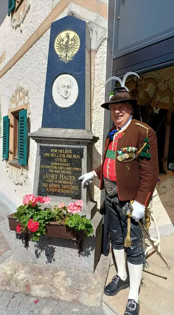 Josef Strobl, der derzeitige Hauptmann der Josef-Hager-Schützenkompanie, ist ein Nachkomme von Josef Hager. | Foto: Josef-Hager-Schützenkompanie