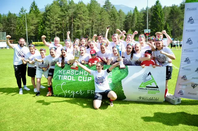 Double-Jubel beim Sportverein Innsbruck - die Girls holten sowohl den Meistertitel als auch den Cupsieg. | Foto: Hassl