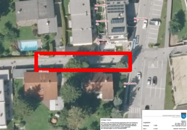 Sanierungsarbeiten am Absamerweg in Mils sorgen für eine vorübergehende Sperrung der Straße. | Foto: Gemeinde Mils