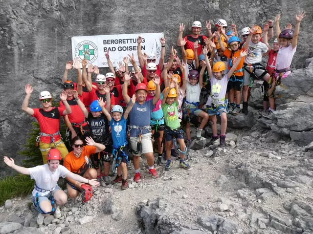 Jährliches Highlight beim Ferienspaß in Bad Goisern ist der Ausflug mit der Bergrettung | Foto: BRD Bad Goisern