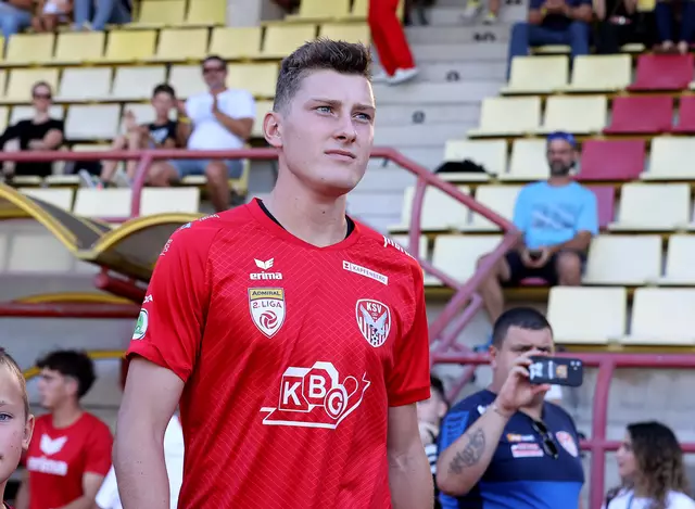 David Heindl nimmt Abschied vom Alpenstadion Kapfenberg und KSV 1919. | Foto: GEPA pictures