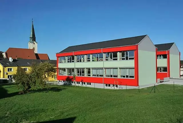 Volks- und Mittelschule Hürm | Foto: Gemeinde Hürm