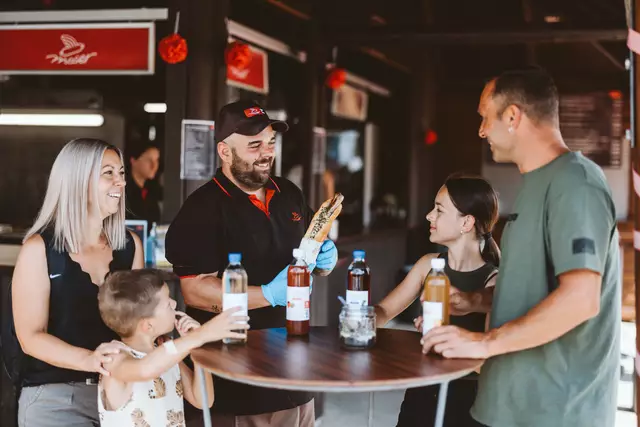 "Auf zum Volksfest": Am Messegelände in Wieselburg werden von 25. bis 29. Juni Genuss, Musik und Unterhaltung für Groß und Klein geboten. | Foto: Michael Schafranek/Messe Wieselburg