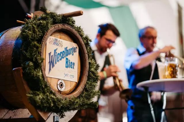 "Auf zum Volksfest": Am Messegelände in Wieselburg werden von 25. bis 29. Juni Genuss, Musik und Unterhaltung für Groß und Klein geboten. | Foto: Michael Schafranek/Messe Wieselburg