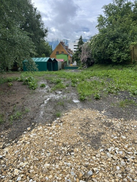 „Leider hat sich seither niemand mehr gemeldet – nun kam es erneut zu Überschwemmungen“, beklagen die Betroffenen.  | Foto: Walter Reiter