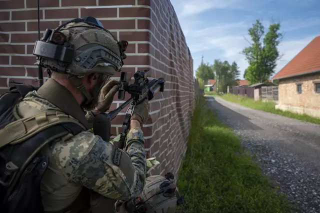 Foto: HBF/Gunter Pusch; ÖBH/Manfred Raunegger