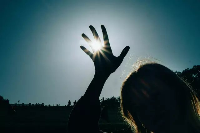 Auch das Wochenende wird sonnig und warm.(Symbolbild) | Foto: Nick Shandra/Unsplash