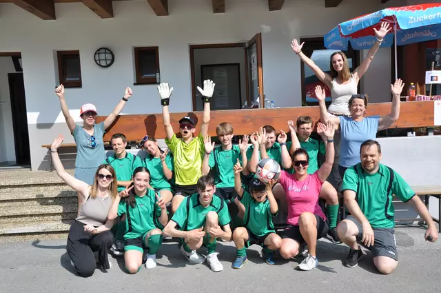 Die Allgemeine Sonderschule Haiming lud zum großen Fußballturnier der Tiroler Sonderschulen. | Foto: Dorn