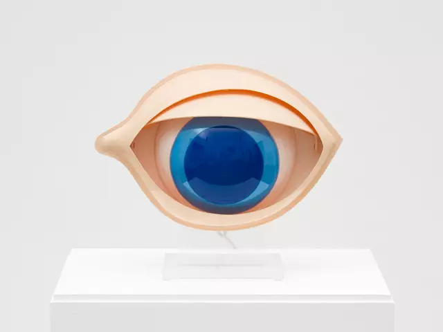 Nicola L., Blue Eye, 1969/1990, © Nicola L. Collection and Archive. Courtesy Nicola L. Collection and Archive und Alison Jacques, Foto: Michael Brzezinski