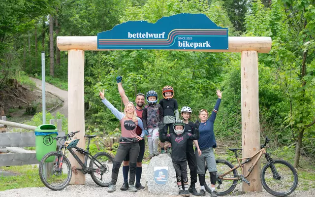 Die Radsportlerinnen und Radsportler freuen sich über das neue Angebot in der Region. | Foto: TVB Hall-Wattens